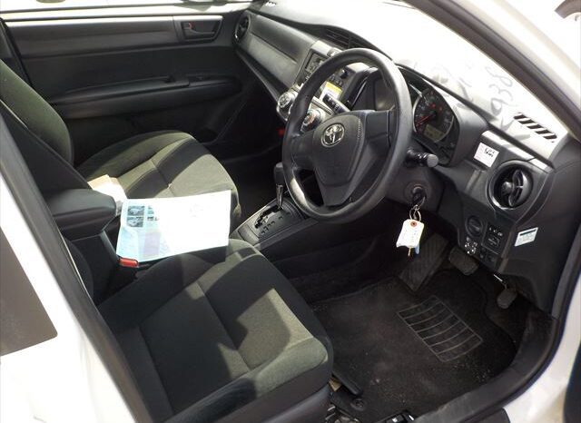 Toyota Axio hybrid full