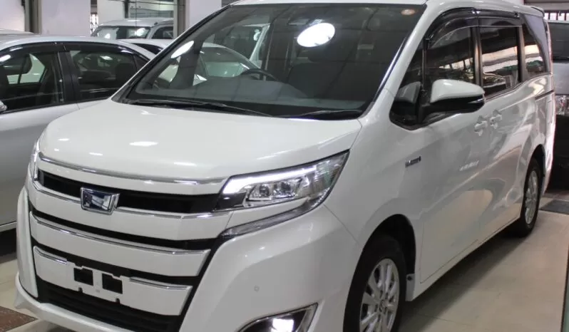 Toyota Noah Hybrid G Best Package full