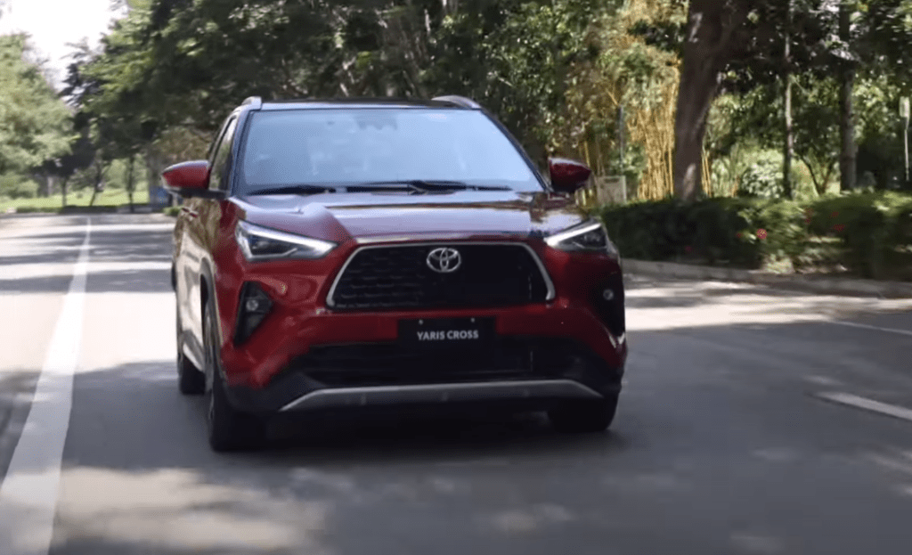 Toyota Yaris Cross Hybrid 2024 Best Review