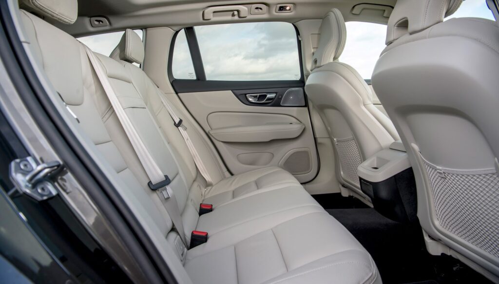 Volvo V60 interior 2024 Best Review