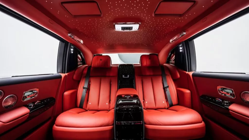 World Most Luxurious Car New Rolls Royce Phantom 2024 