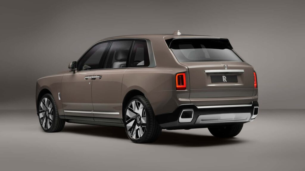 Rolls Royce Cullinan 2025